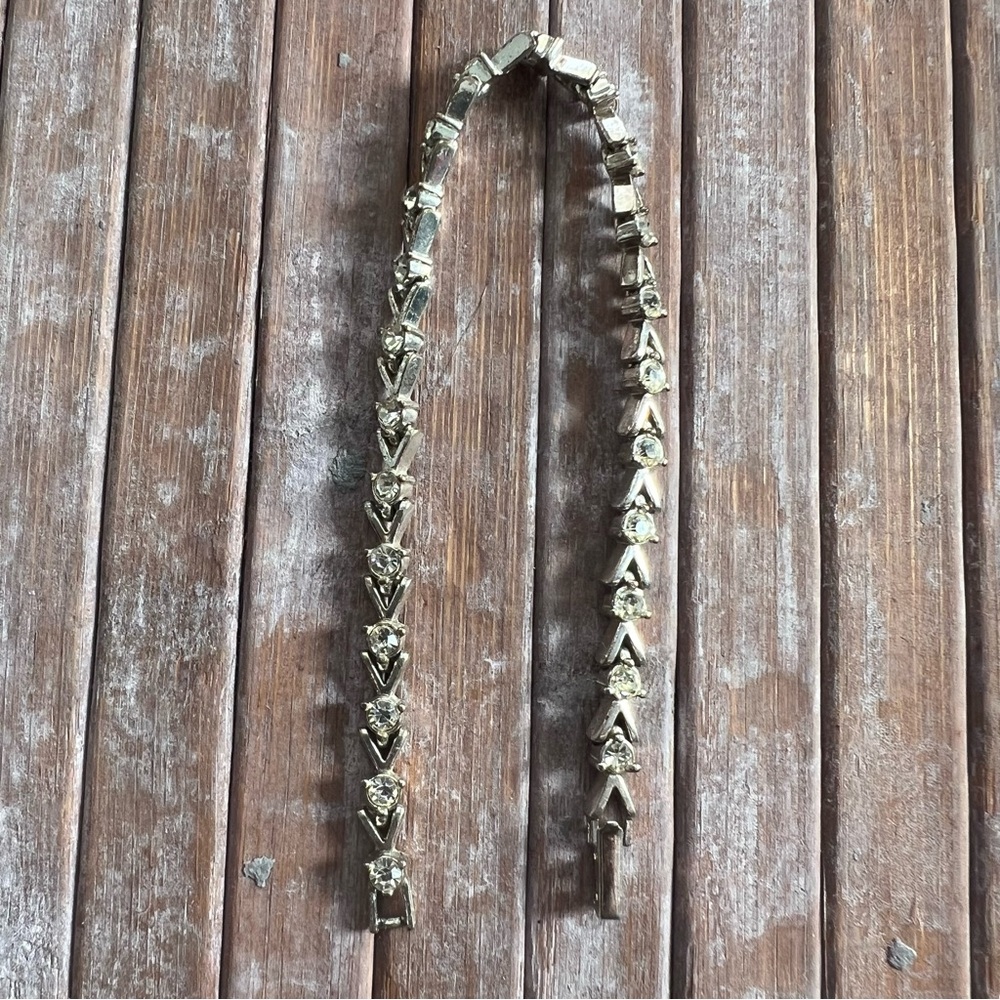 Vintage Avon Silver Plated Tennis Bracelet